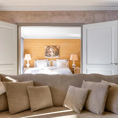 L'hélios Hotel 5*