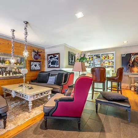 L'hélios Hotel 5*